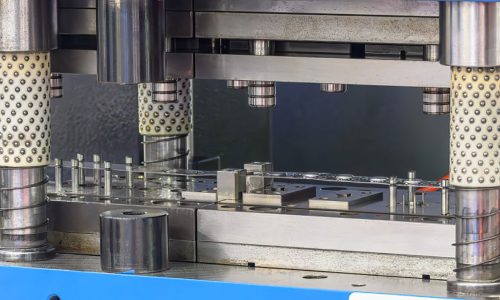Soluzioni di precisione per la lavorazione del metallo su misura per le vostre esigenze