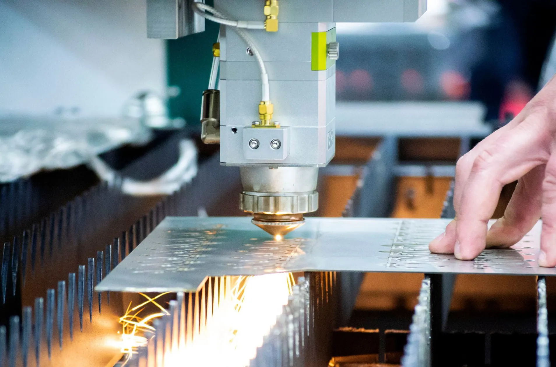 thin metal laser cutting services