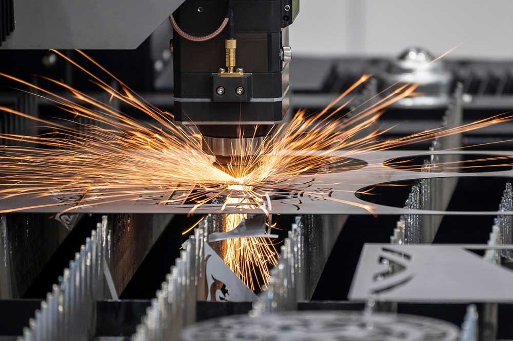 how to cut stainless sheet metal
