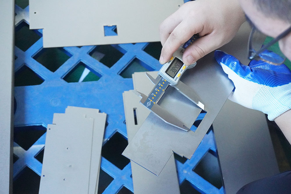 Sheet metal quality inspection