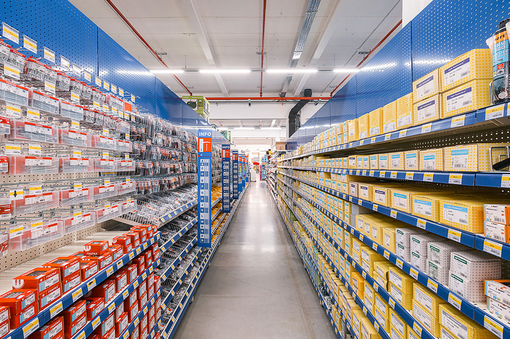 supermarket shelving
