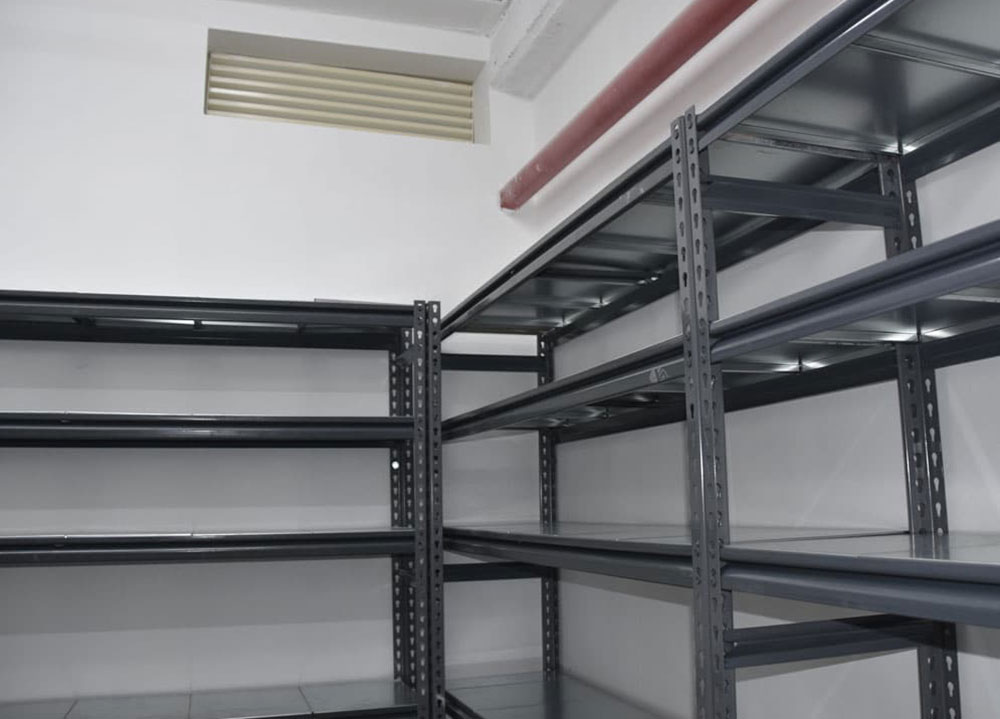 Key Technical Features of Commercial Metal Shelving